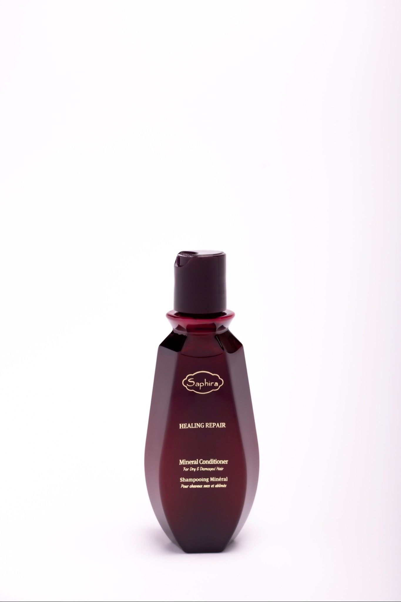 Saphira Healing Repair Mineral Conditioner bottle on a white background
