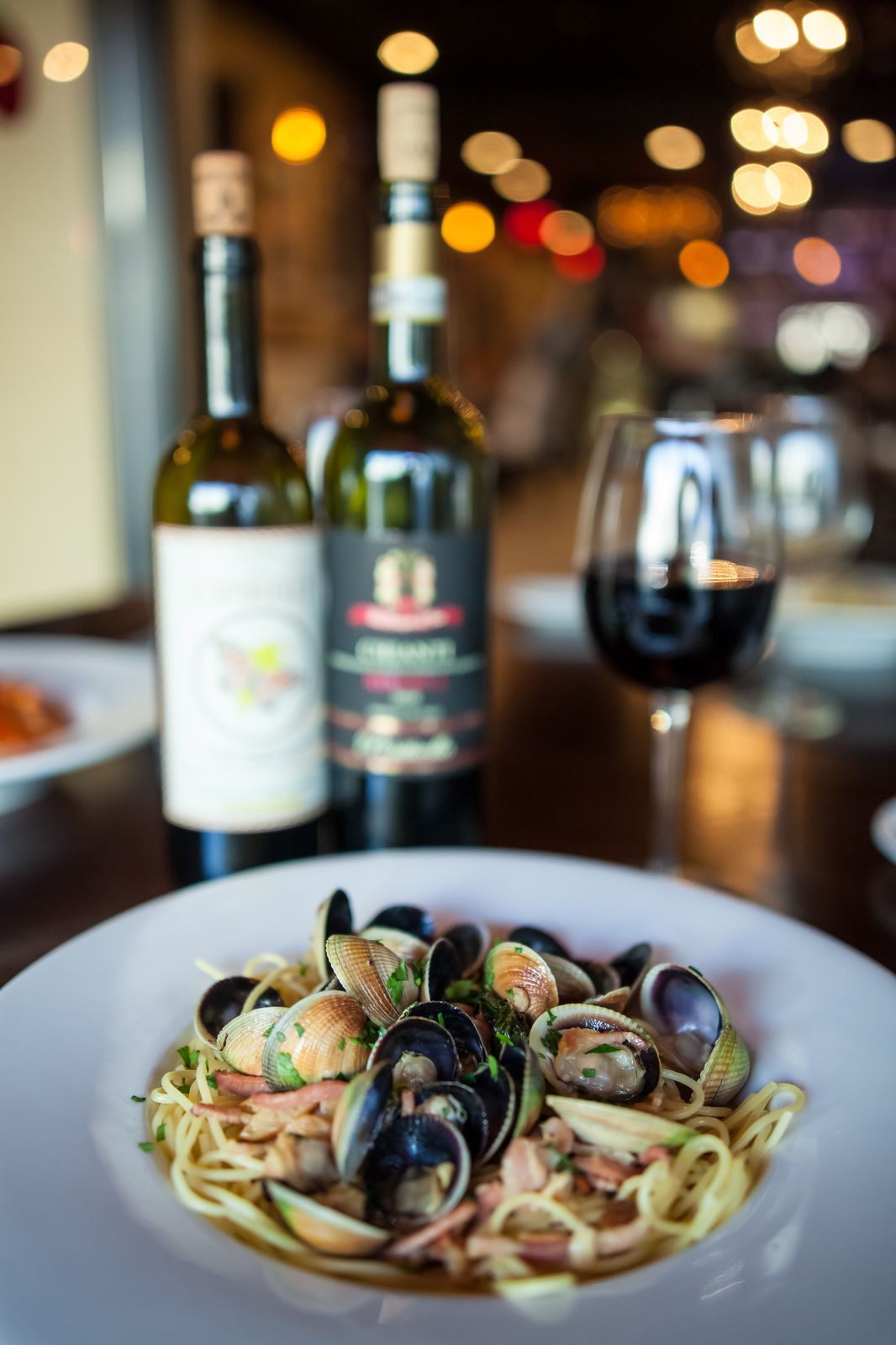 Clams pasta. Morale Visual food photography